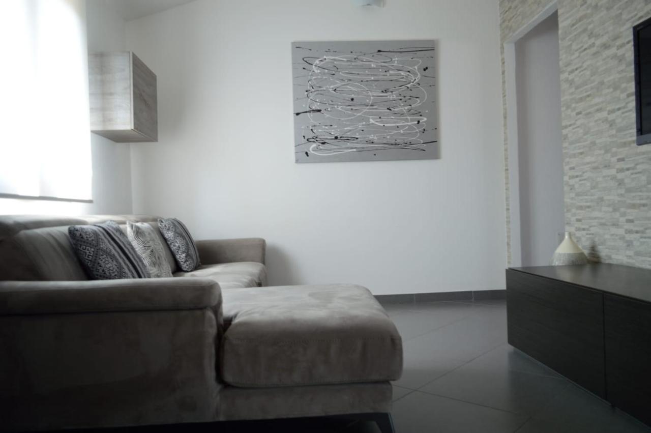 Civico46 Apartman Santa Maria Navarrese Kültér fotó